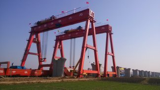 450T跨線(xiàn)提梁機(jī)